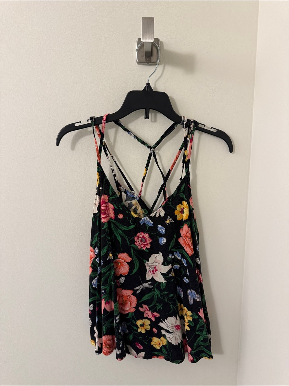 Hollister Floral Strappy Black Women's Tank Top